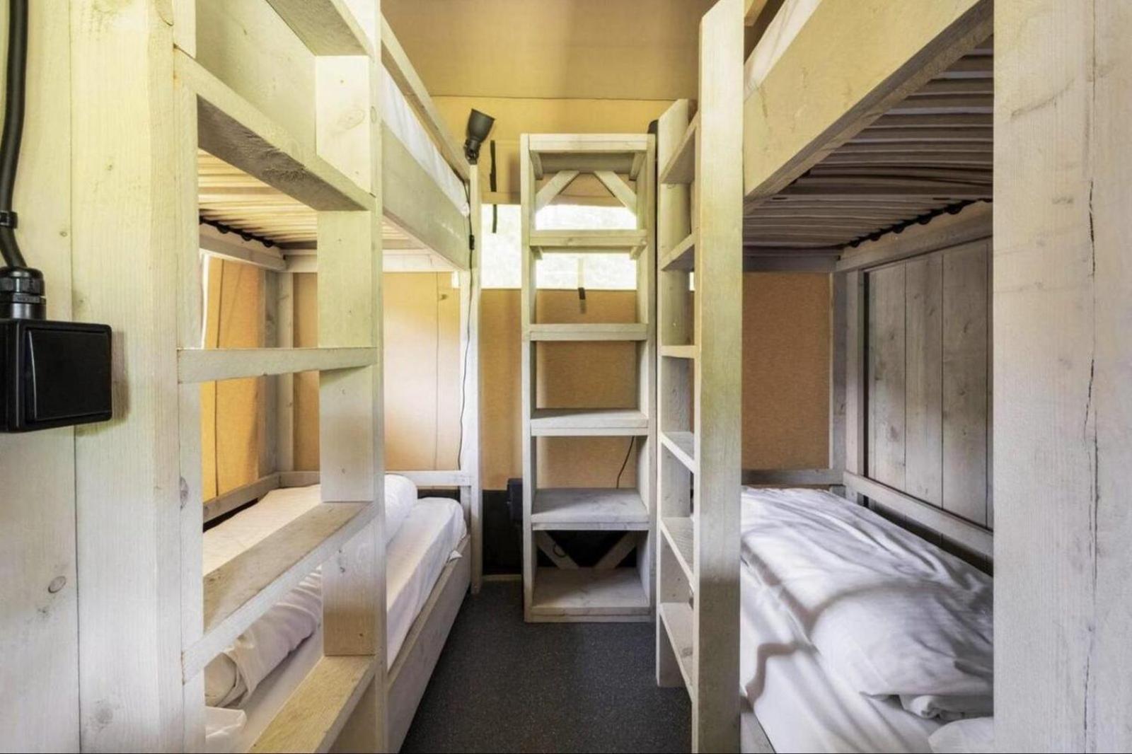 Glamping Lodge With Eco-Wellness Zeewolde Exteriör bild