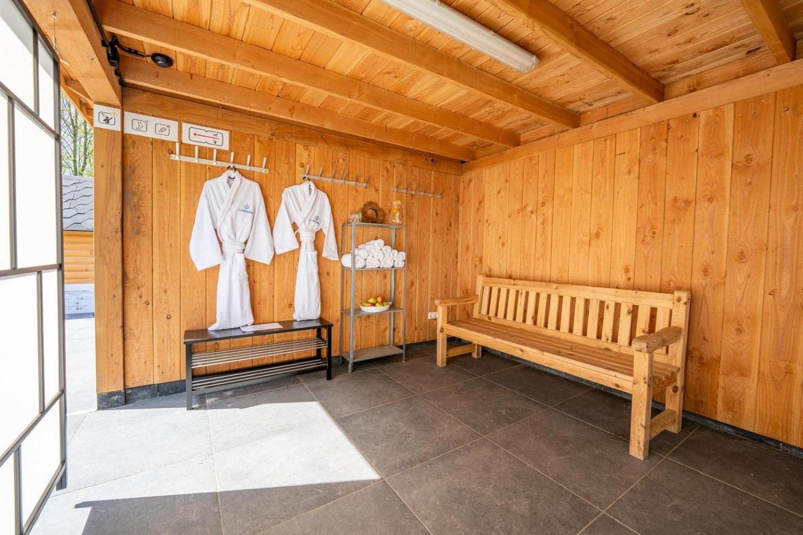 Glamping Lodge With Eco-Wellness Zeewolde Exteriör bild