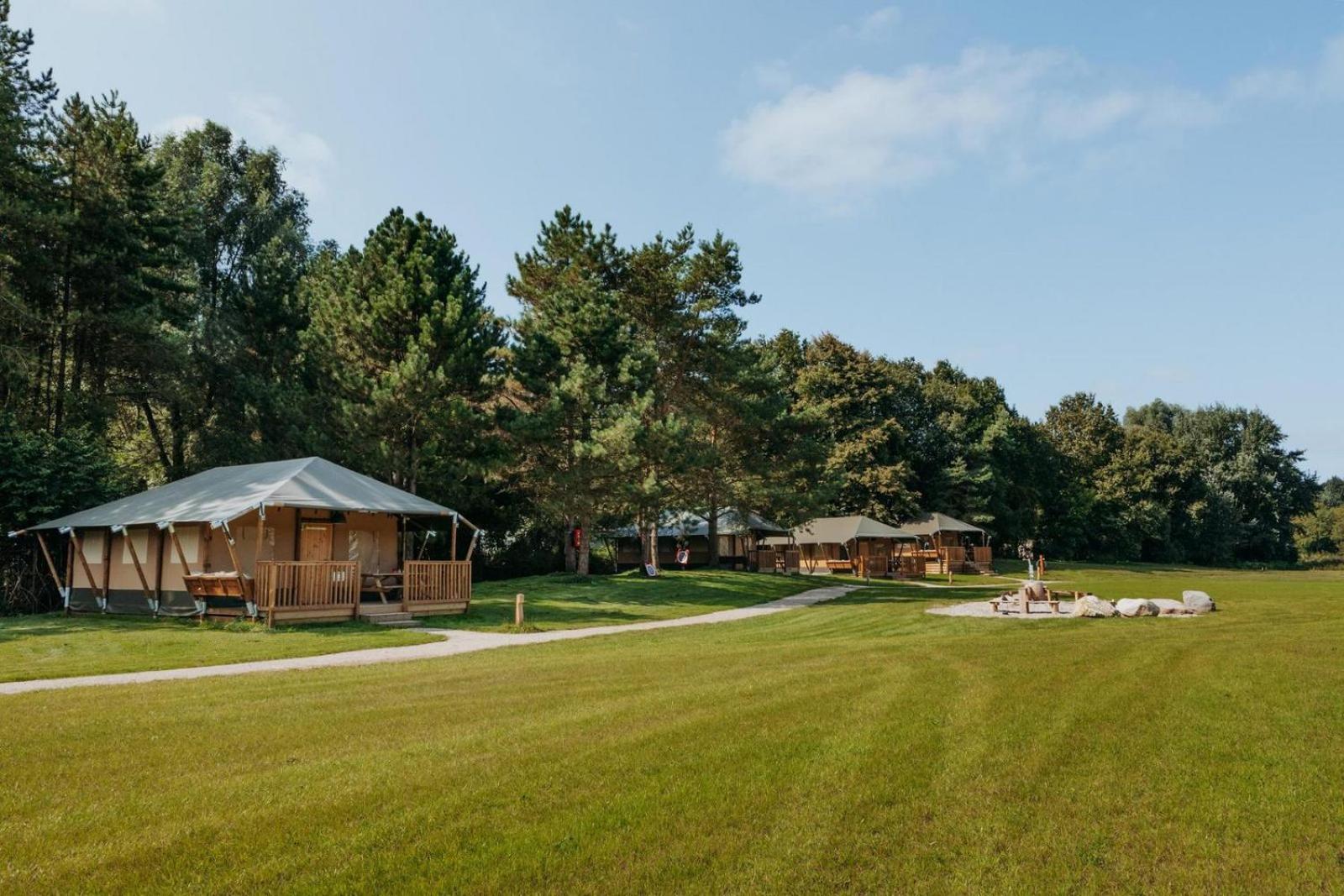 Glamping Lodge With Eco-Wellness Zeewolde Exteriör bild